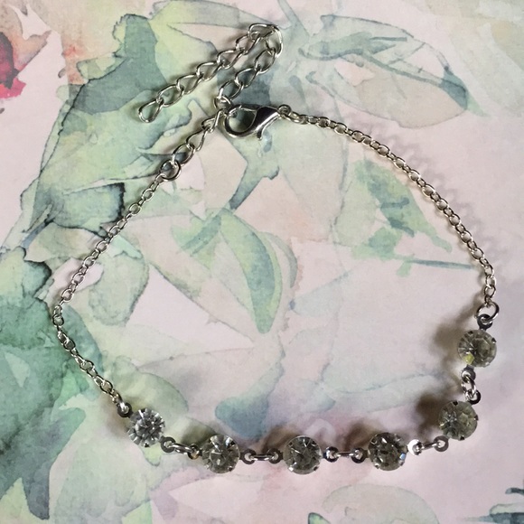 New! Crystal Ankle Bracelet - Picture 2 of 13